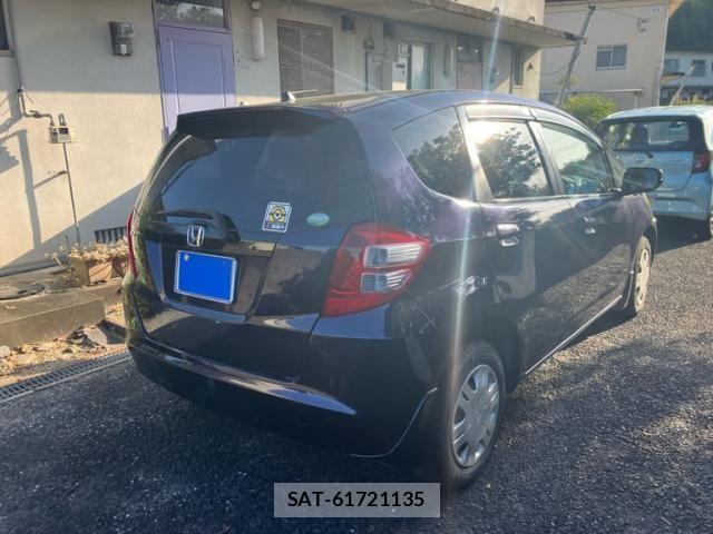 Honda FIT 2010-05 7218535-3