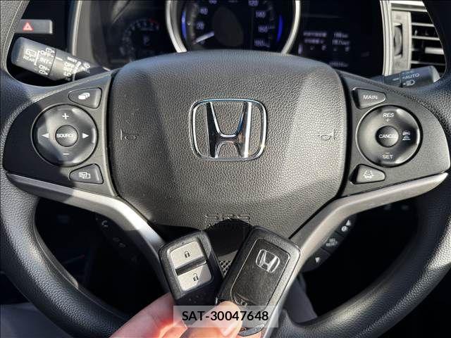 Honda FIT 2018-09 7218555-17