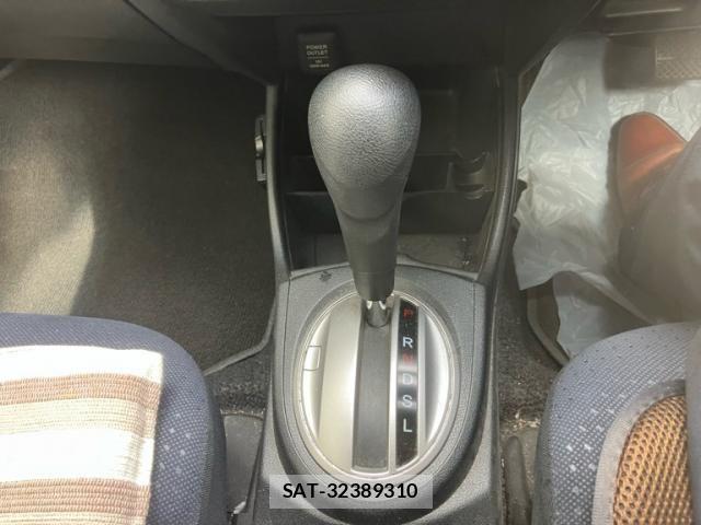 Honda FIT 2008-02 7218523-9