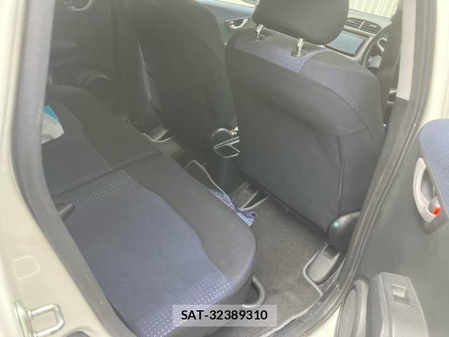 Honda FIT 2008-02 7218523-11