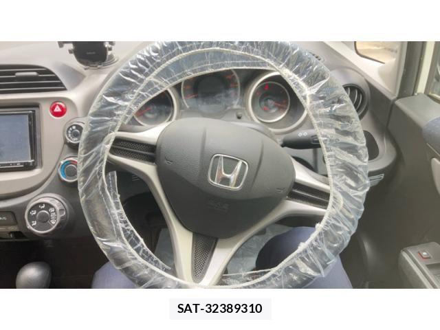 Honda FIT 2008-02 7218523-5