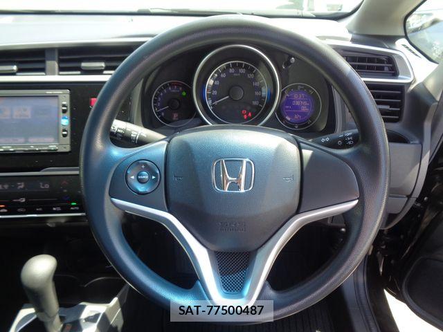 Honda FIT 2017-05 7218561-25
