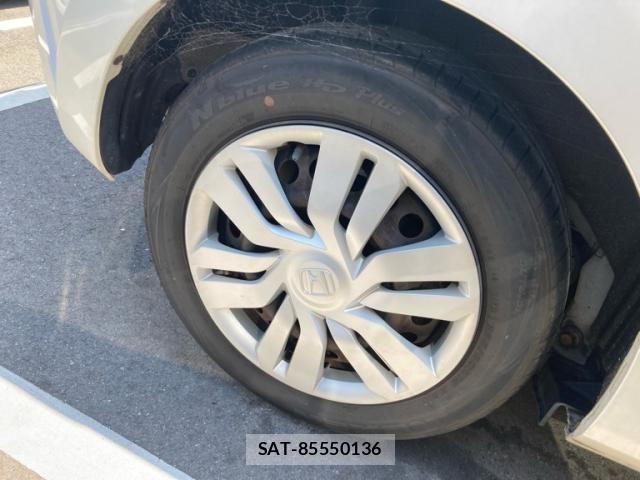 Honda FIT 2014-03 7218550-5