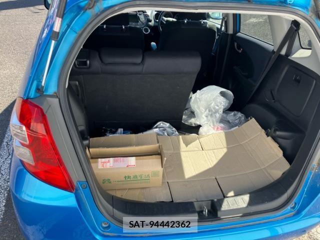 Honda FIT 2008-09 7218529-11