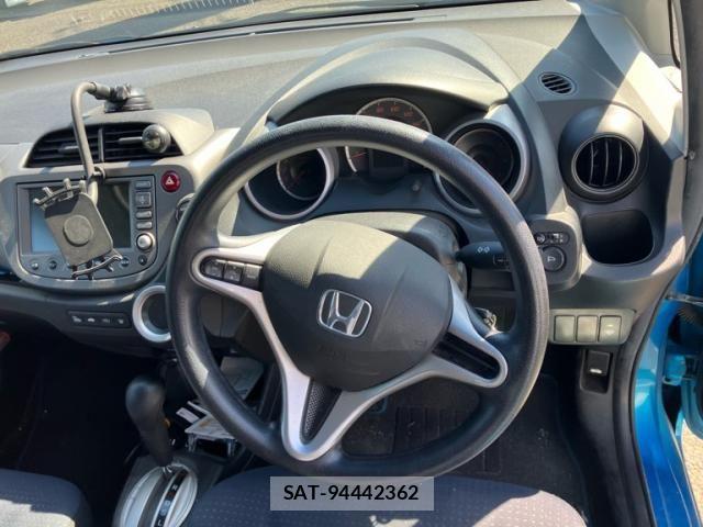 Honda FIT 2008-09 7218529-19