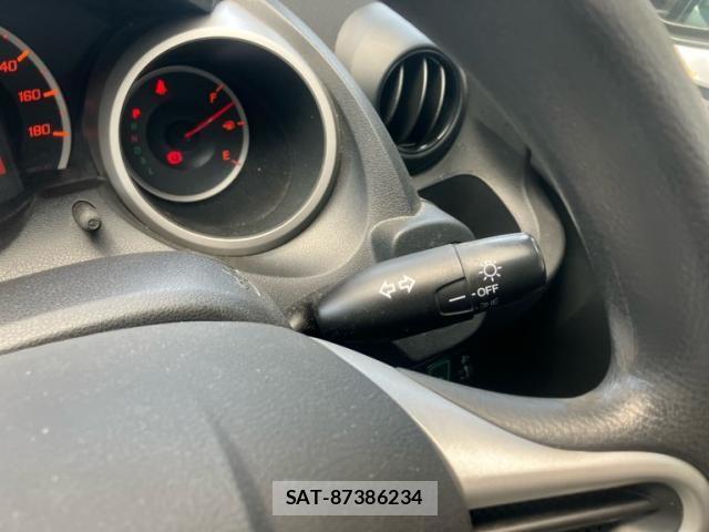 Honda FIT 2011-05 7218540-14
