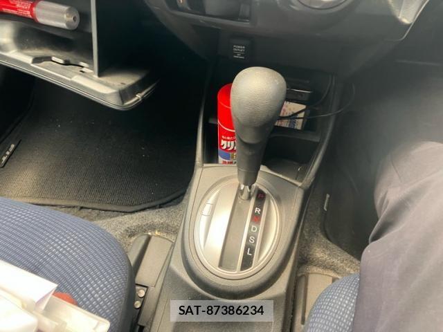 Honda FIT 2011-05 7218540-18