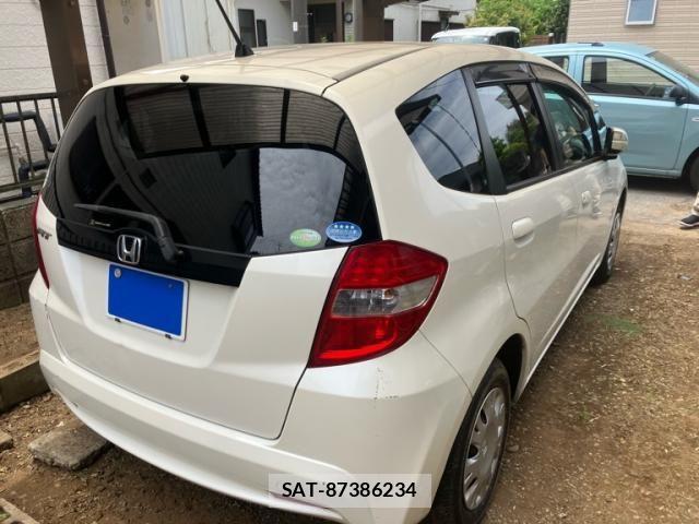 Honda FIT 2011-05 7218540-3