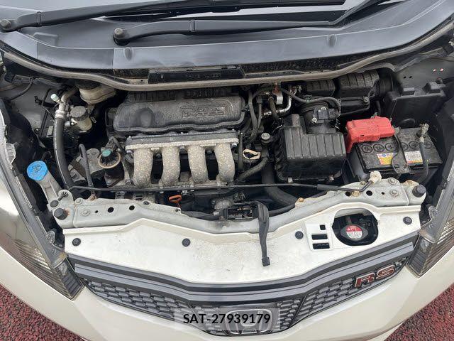 Honda FIT 2012-01 7250796-27