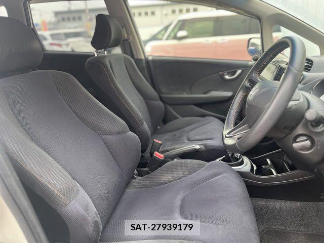 Honda FIT 2012-01 7250796-3