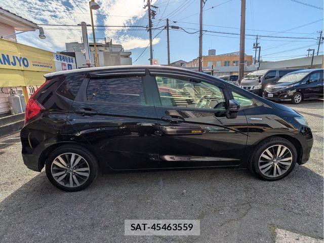 Honda FIT 2018-09 7250793-17