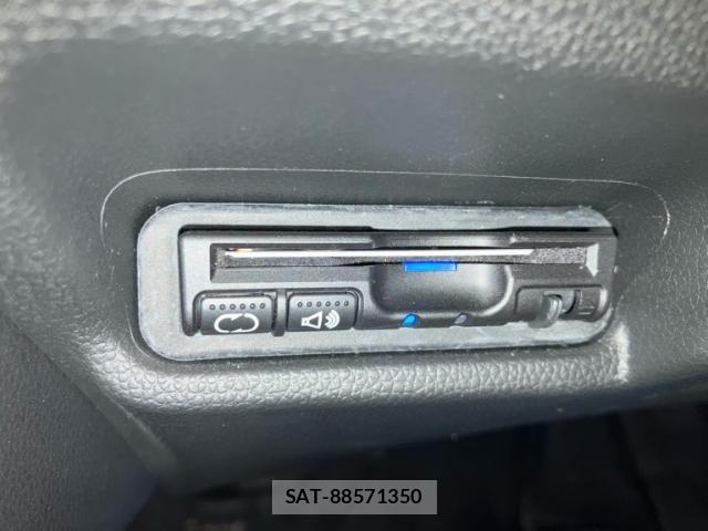 Honda FIT 2018-02 7250791-14