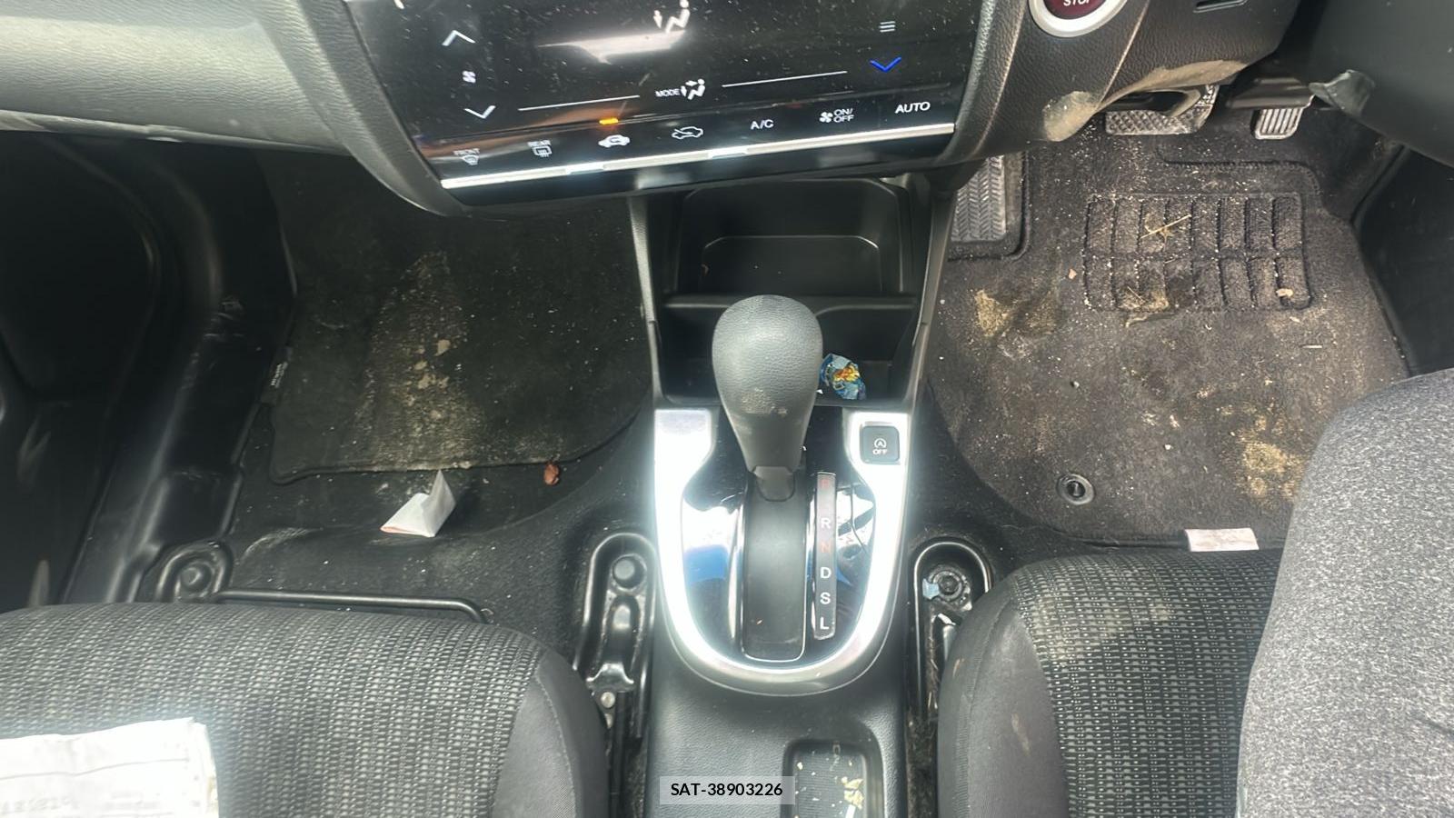Honda FIT 2013 6493950-18