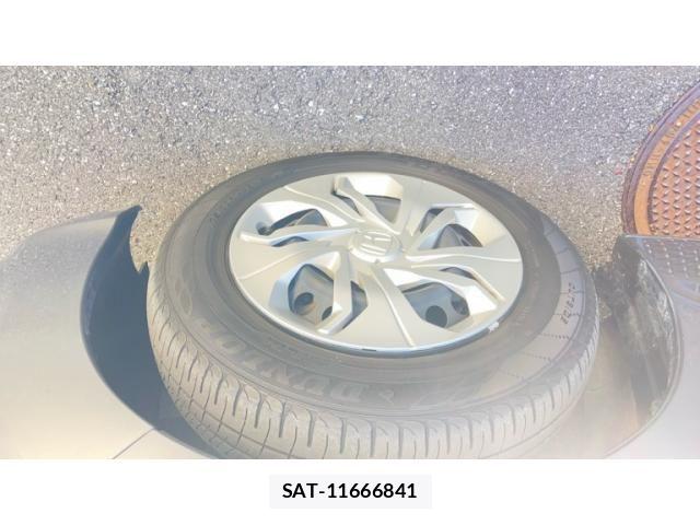Honda FIT 2019-06 7250792-9