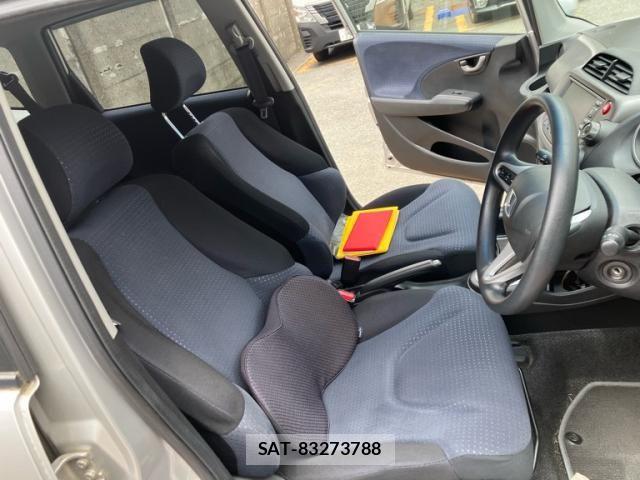 Honda FIT 2008-10 7250797-12