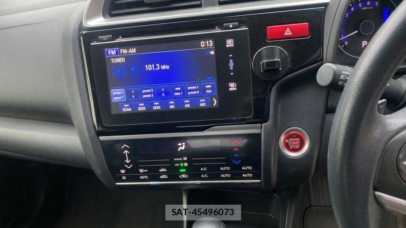 Honda FIT 2015 6587856-17