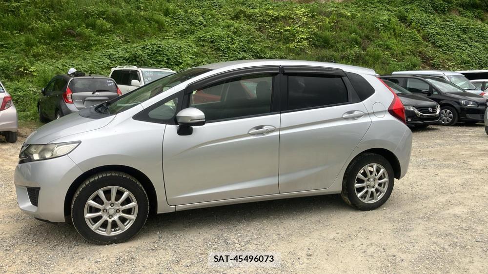 Honda FIT 2015 6587856-1