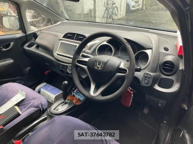 Honda FIT 2009-09 7250795-11