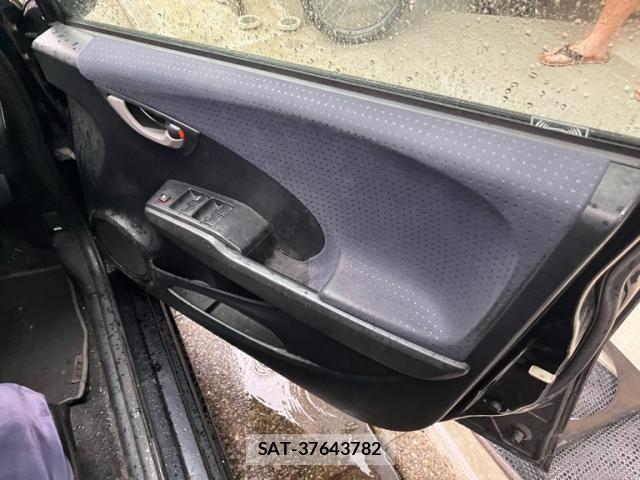 Honda FIT 2009-09 7250795-14