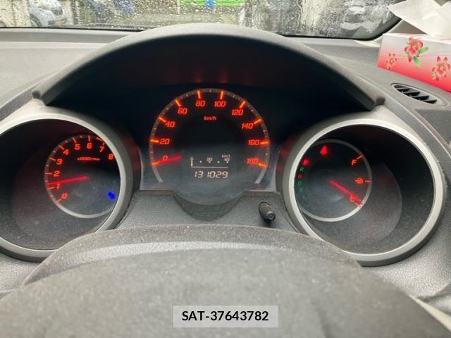 Honda FIT 2009-09 7250795-19