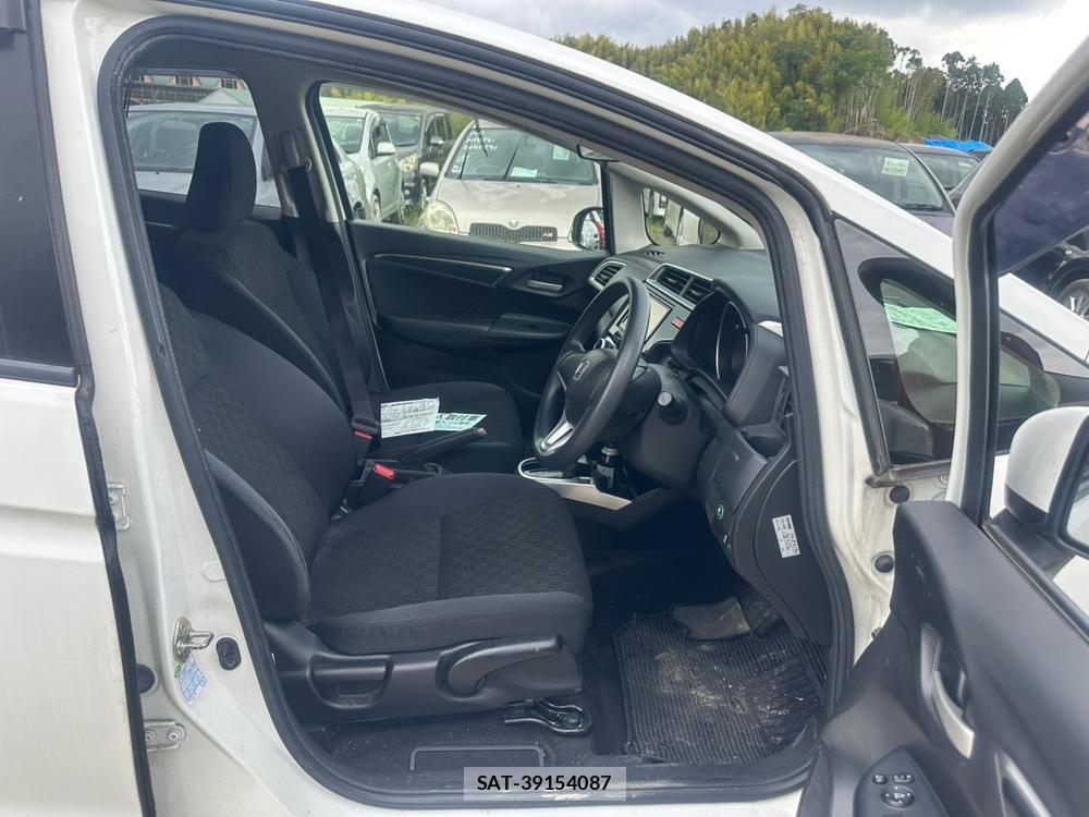 Honda FIT 2015 6267464-11