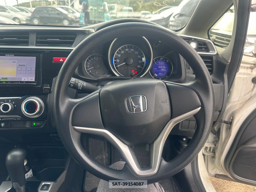 Honda FIT 2015 6267464-13