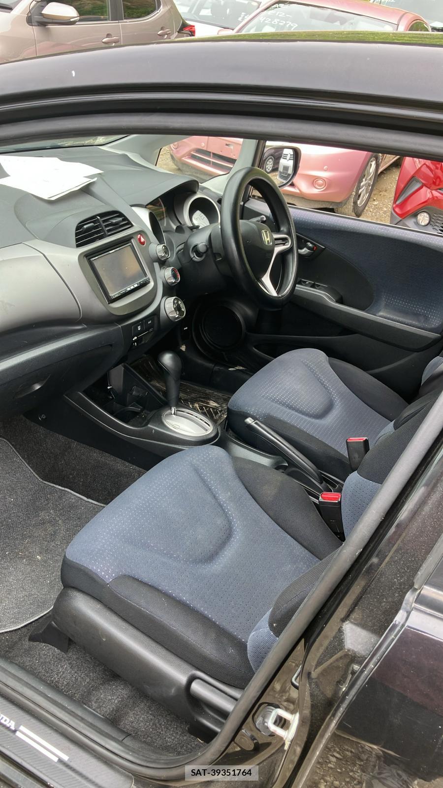 Honda FIT 2009 6833190-10
