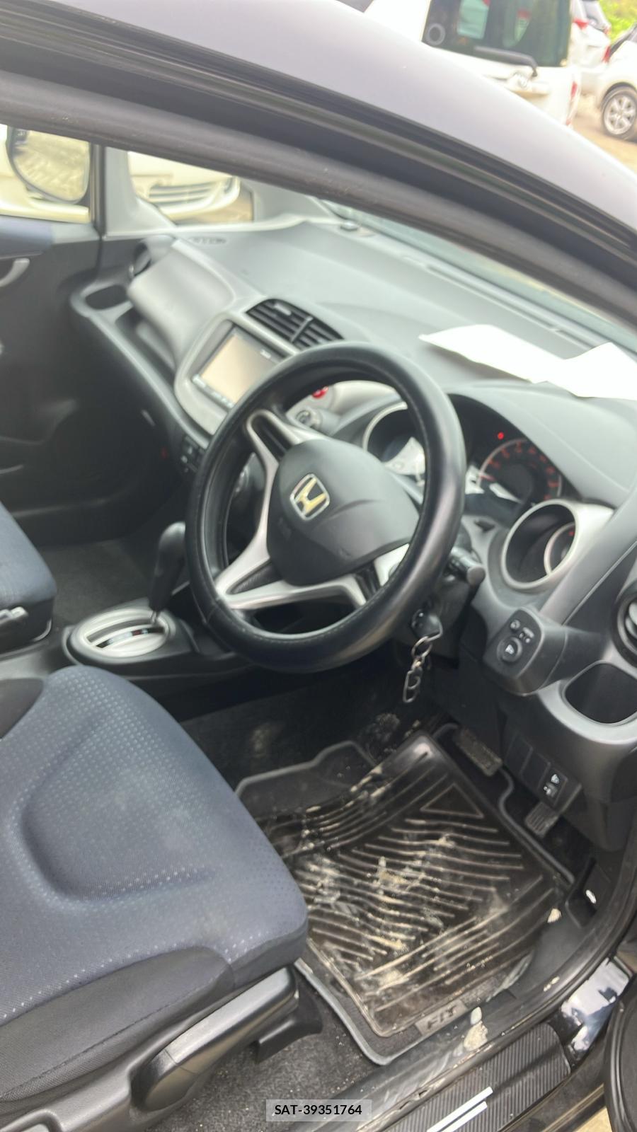 Honda FIT 2009 6833190-11