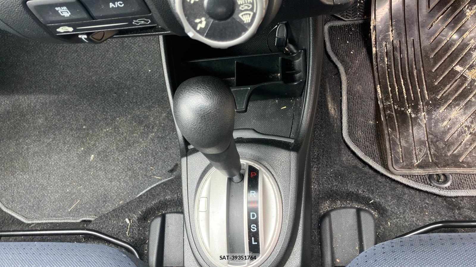 Honda FIT 2009 6833190-15