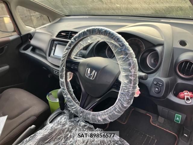 Honda FIT 2013-06 7250801-16