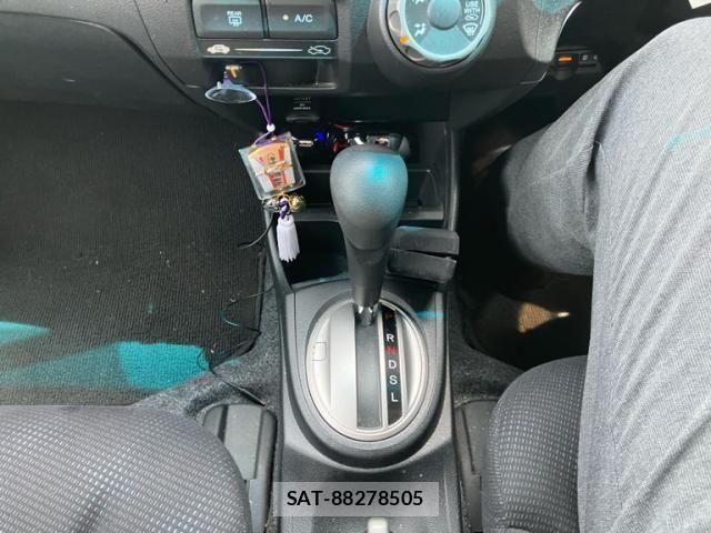 Honda FIT 2011-09 7271885-16
