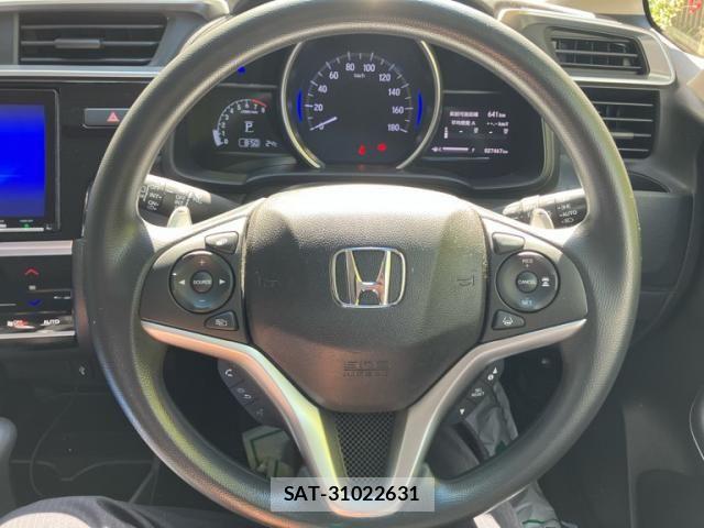 Honda FIT 2018-04 7271883-12