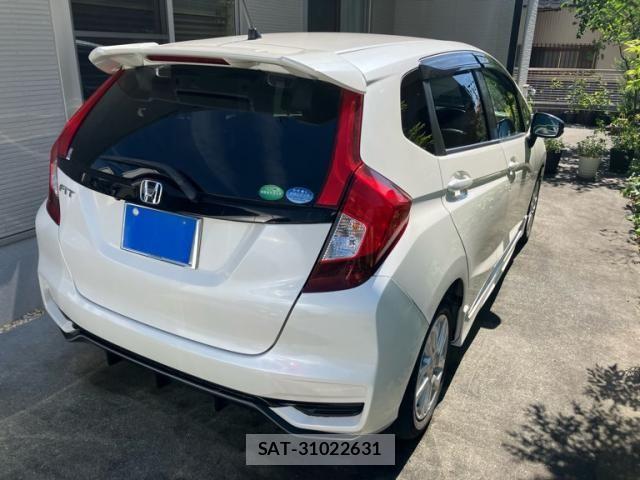 Honda FIT 2018-04 7271883-2