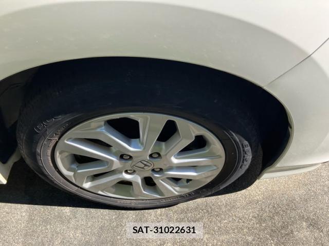 Honda FIT 2018-04 7271883-7