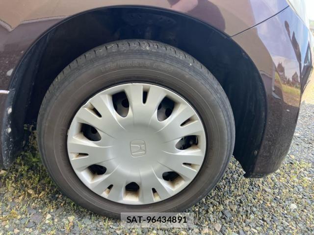 Honda FIT 2011-06 7271886-14