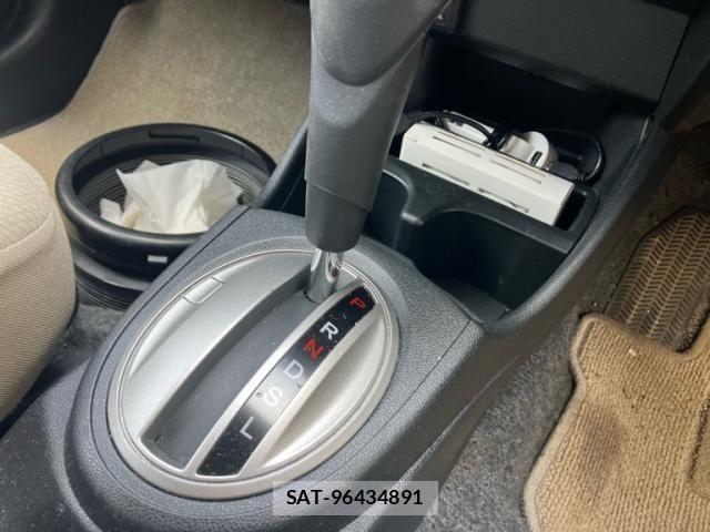 Honda FIT 2011-06 7271886-24