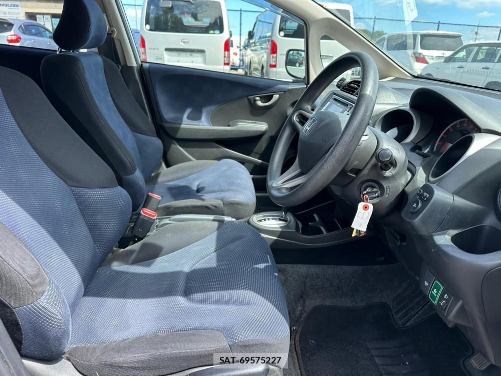 Honda FIT 2011 6801120-11