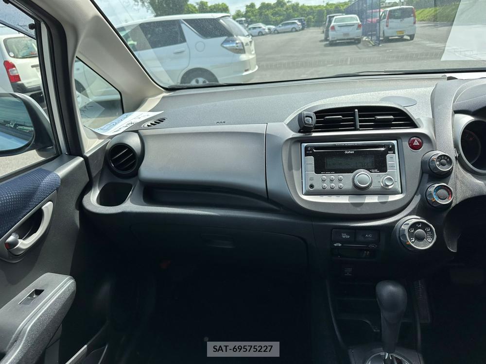 Honda FIT 2011 6801120-17