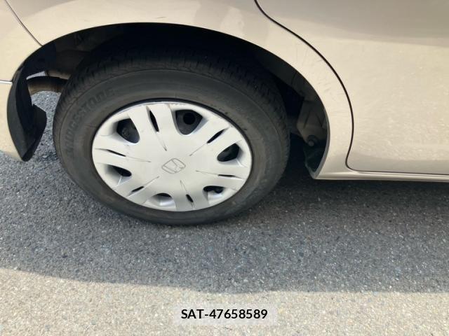 Honda FIT 2009-09 7327056-9