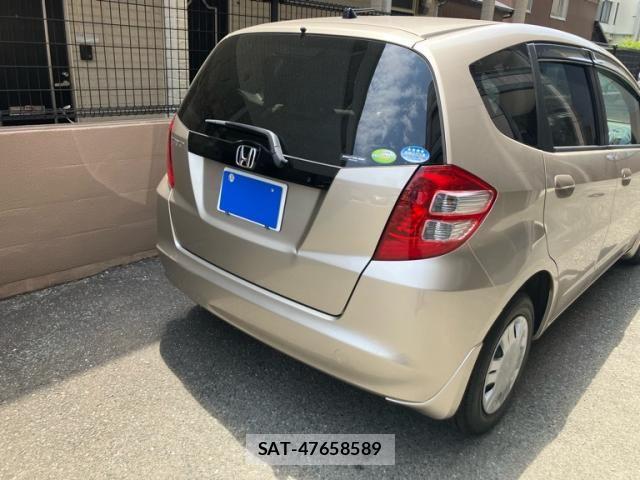 Honda FIT 2009-09 7327056-6