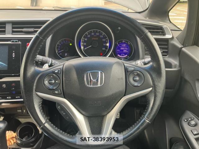 Honda FIT 2013-12 7327049-11