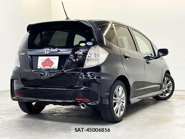 Honda FIT 2010-12 7327046-2