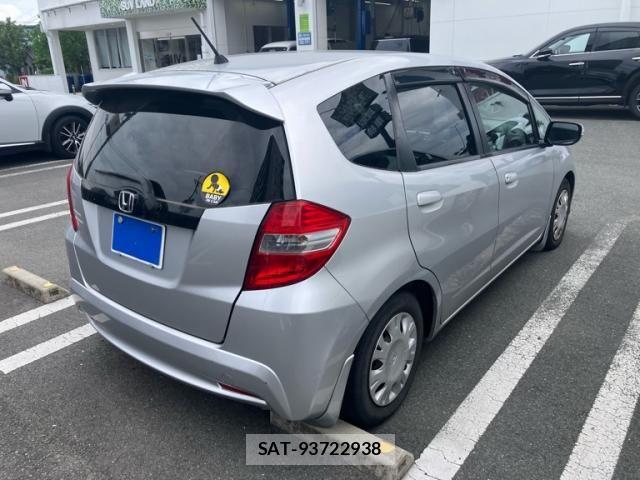 Honda FIT 2011-02 7327057-6