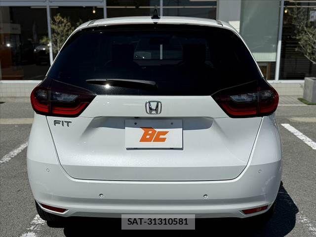 Honda FIT 2024-05 7327039-13