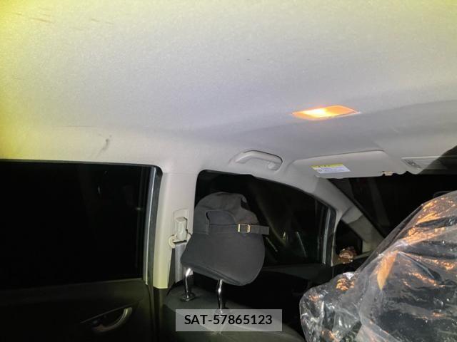 Honda FIT 2012-04 7327048-15