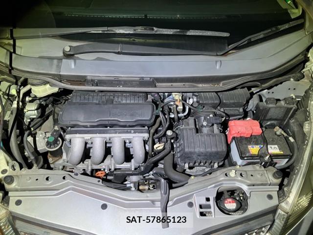Honda FIT 2012-04 7327048-22