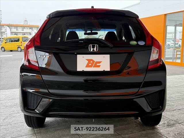 Honda FIT 2016-05 7327042-13