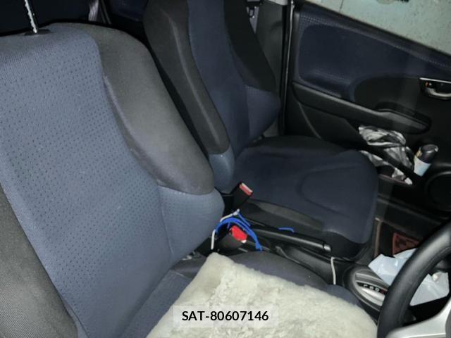 Honda FIT 2008-07 7327052-15