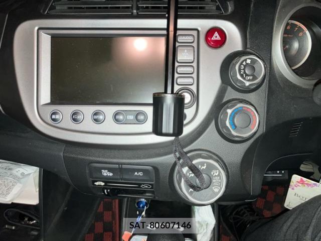 Honda FIT 2008-07 7327052-24