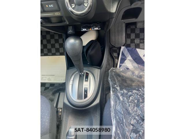Honda FIT 2009-09 7327054-10
